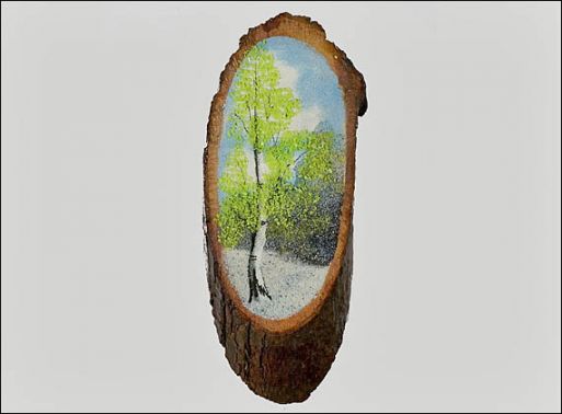 Срез дерева с рисун 100х55х10мм* ― Самоцветы мира