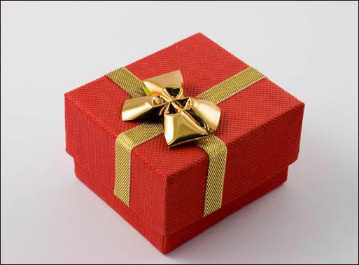 Подарочную упаковку для кольца 13250 купить в магазине Самоцветы мира