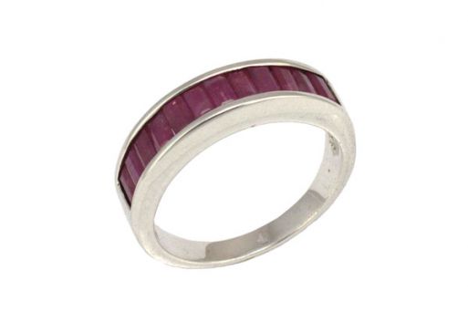Серебряное кольцо с рубином 14016 купить в магазине Самоцветы мира