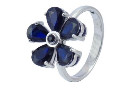 Серебряное кольцо с сапфиром 14056 купить в магазине Самоцветы мира