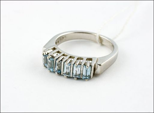 Серебряное кольцо с топазом 6 прямоугольников 17332 купить в магазине Самоцветы мира
