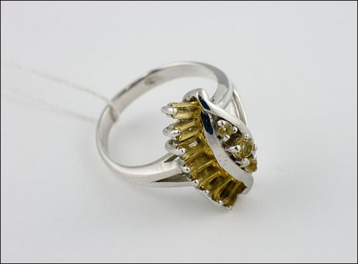Серебряное кольцо с цитрином 17485 купить в магазине Самоцветы мира
