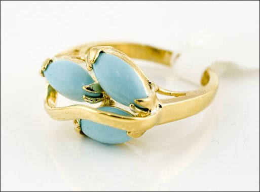 Позолоченное кольцо из мельхиора с бирюзой 18535 купить в магазине Самоцветы мира