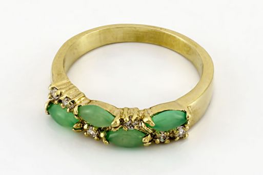 Позолоченное кольцо из сплава с хризопразом 18705 купить в магазине Самоцветы мира