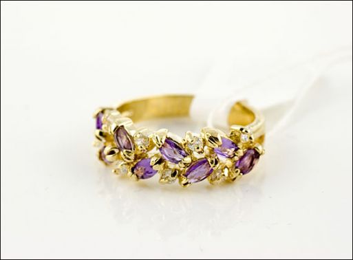 Позолоченное кольцо из мельхиора с аметистом 19964 купить в магазине Самоцветы мира