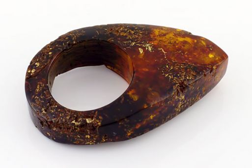 Янтарное кольцо 20362 купить в магазине Самоцветы мира