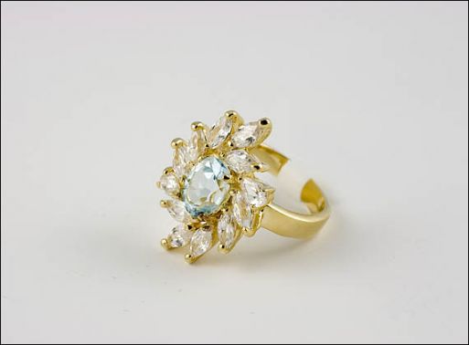 Позолоченное кольцо из мельхиора с топазом 20792 купить в магазине Самоцветы мира