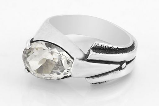Серебряное кольцо с топазом 24037 купить в магазине Самоцветы мира