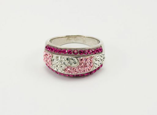 Серебряное кольцо с Кристаллами Swarovski 24456 купить в магазине Самоцветы мира
