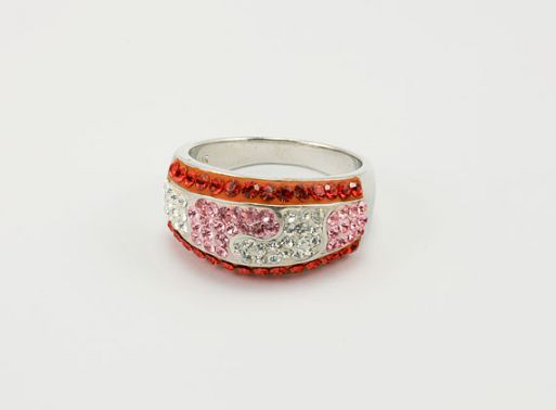 Серебряное кольцо с Кристаллами Swarovski 24458 купить в магазине Самоцветы мира