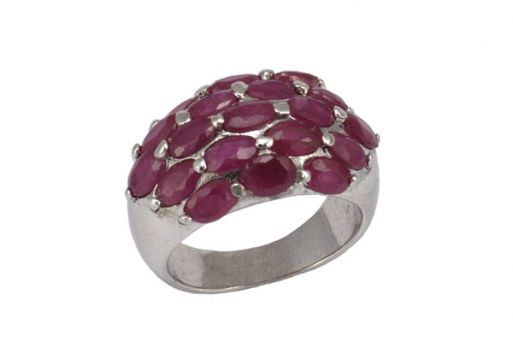 Серебряное кольцо с рубином 25285 купить в магазине Самоцветы мира