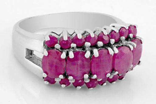 Серебряное кольцо с рубином 25288 купить в магазине Самоцветы мира