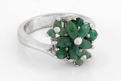 Серебряное кольцо с изумрудом 25326 купить в магазине Самоцветы мира