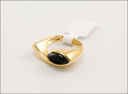Позолоченное кольцо из сплава с агатом 25417 купить в магазине Самоцветы мира