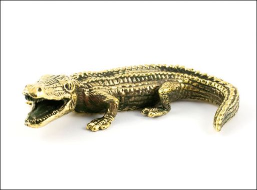 Бронзовую фигурку крокодил 25827 купить в магазине Самоцветы мира