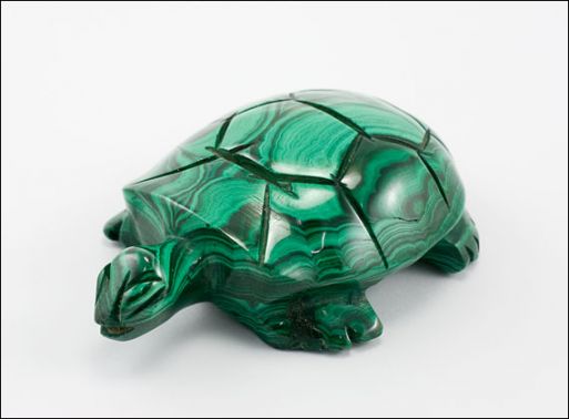 Малахитовую фигурку черепаха  26292 купить в магазине Самоцветы мира