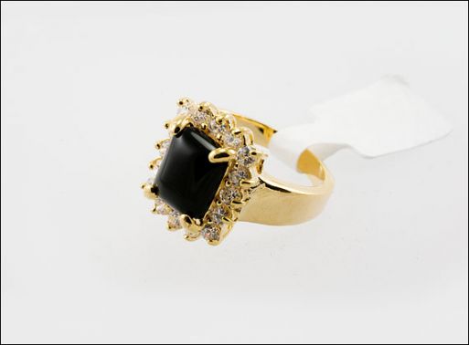 Позолоченное кольцо из сплава с агатом 26773 купить в магазине Самоцветы мира