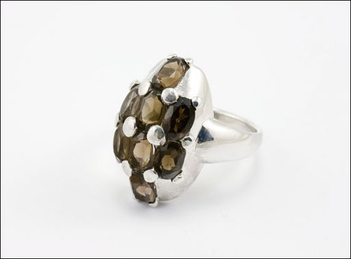 Серебряное кольцо с раухтопазом 27699 купить в магазине Самоцветы мира