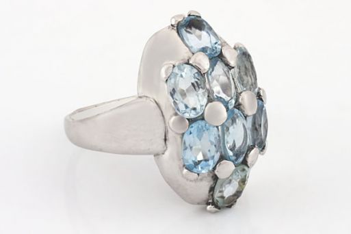 Серебряное кольцо с топазом 27706 купить в магазине Самоцветы мира