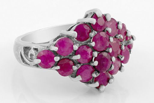 Серебряное кольцо с рубином 28491 купить в магазине Самоцветы мира