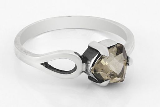 Серебряное кольцо с раухтопазом 28599 купить в магазине Самоцветы мира
