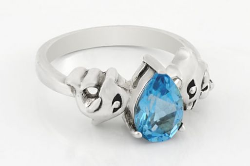 Серебряное кольцо с топазом 29379  купить в магазине Самоцветы мира
