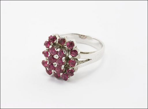 Серебряное кольцо с рубином 29446 купить в магазине Самоцветы мира