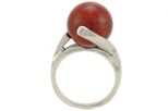 Кольцо из серебра с кораллом красным шар 14 мм 29652
