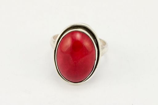 Серебряное кольцо с кораллом 29676 купить в магазине Самоцветы мира