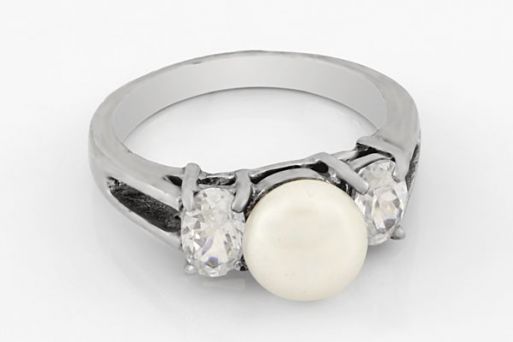 Серебряное кольцо с жемчугом 29755 купить в магазине Самоцветы мира