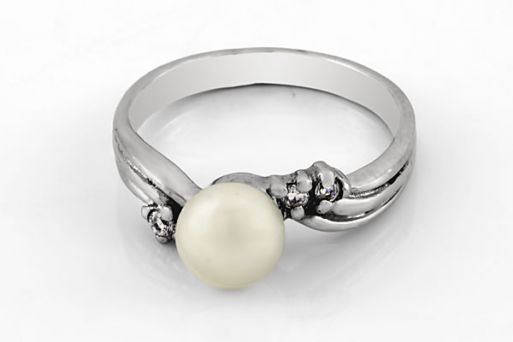 Серебряное кольцо с жемчугом 29770 купить в магазине Самоцветы мира