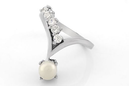 Серебряное кольцо с жемчугом 29779 купить в магазине Самоцветы мира