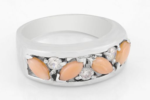 Серебряное кольцо с кораллом и фианитами 29854 купить в магазине Самоцветы мира