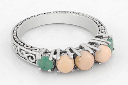 Серебряное кольцо с кораллом 29860 купить в магазине Самоцветы мира