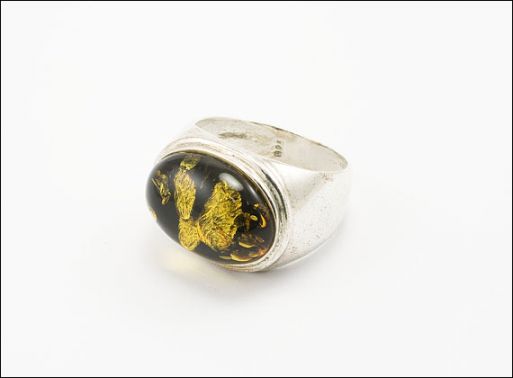 Мельхиоровое кольцо с янтарём 30422 купить в магазине Самоцветы мира