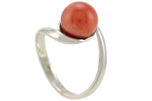 Серебряное кольцо с кораллом 32460 купить в магазине Самоцветы мира
