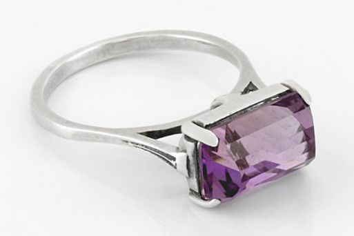 Серебряное кольцо с аметистом 32627 купить в магазине Самоцветы мира