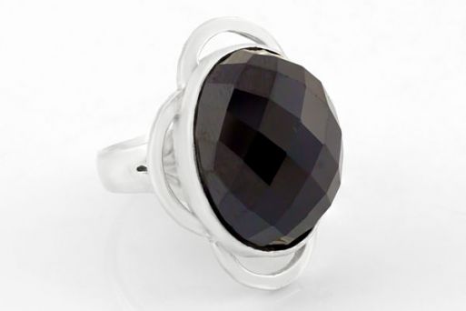 Серебряное кольцо с шпинелью 32873 купить в магазине Самоцветы мира