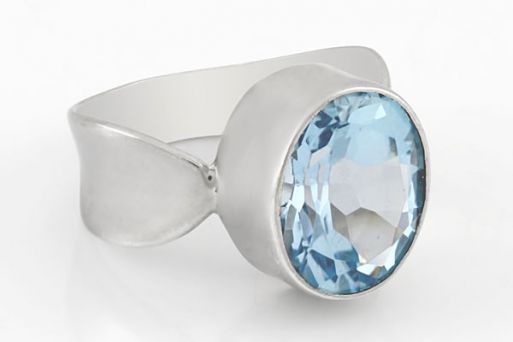 Серебряное кольцо с топазом 32980 купить в магазине Самоцветы мира