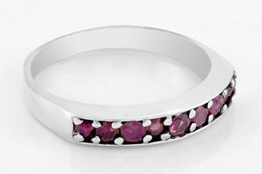 Серебряное кольцо с рубином 33083 купить в магазине Самоцветы мира