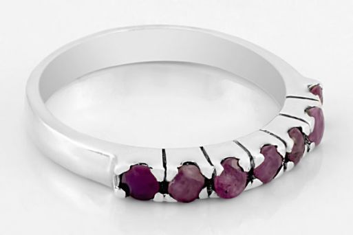 Серебряное кольцо с рубином 33121 купить в магазине Самоцветы мира