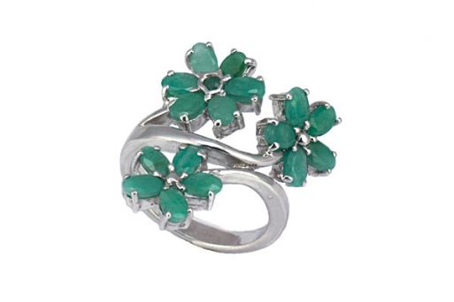 Серебряное кольцо с изумрудом 33135 купить в магазине Самоцветы мира