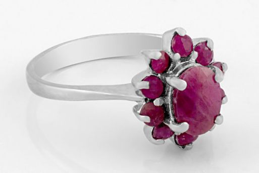 Серебряное кольцо с рубином 33162 купить в магазине Самоцветы мира