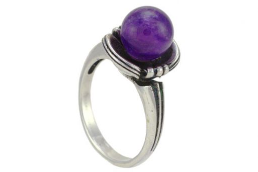 Серебряное кольцо с аметистом 36587 купить в магазине Самоцветы мира