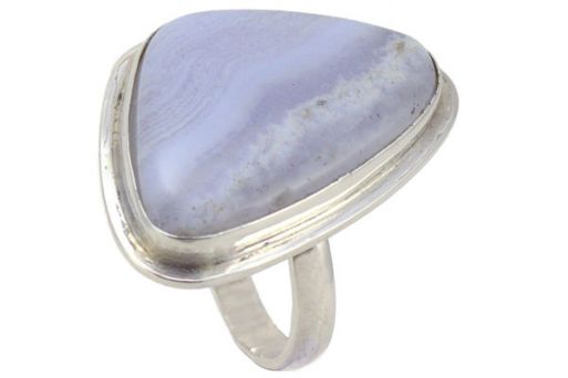 Серебряное кольцо с голубым агатом 36642 купить в магазине Самоцветы мира