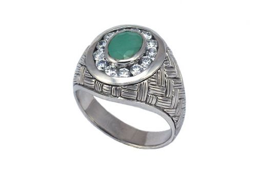 Серебряное кольцо с изумрудом и фианитами 37587 купить в магазине Самоцветы мира