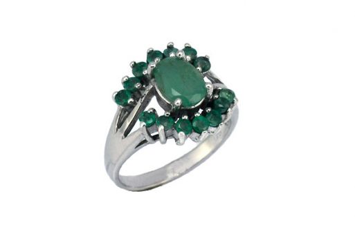 Серебряное кольцо с изумрудом 37670 купить в магазине Самоцветы мира