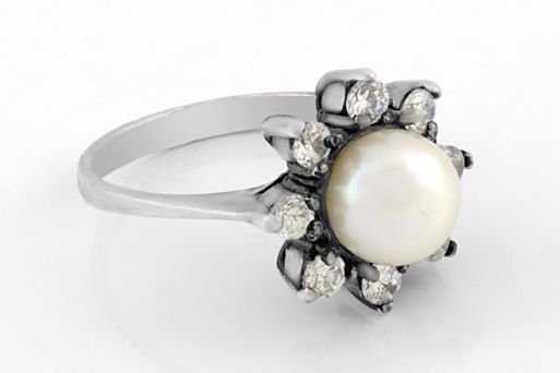 Серебряное кольцо с жемчугом 37701 купить в магазине Самоцветы мира