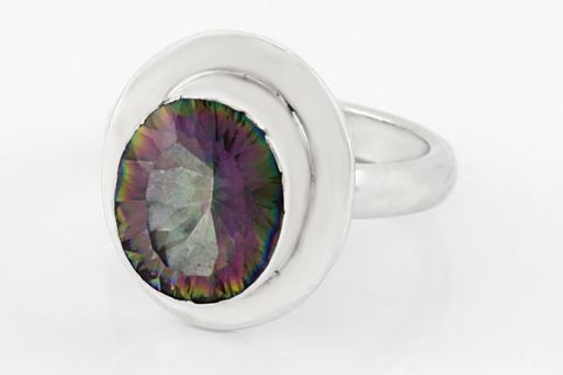 Серебряное кольцо с аметистом мистик 37946 купить в магазине Самоцветы мира