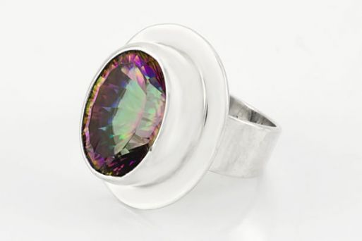 Серебряное кольцо с аметистом мистик 37951 купить в магазине Самоцветы мира